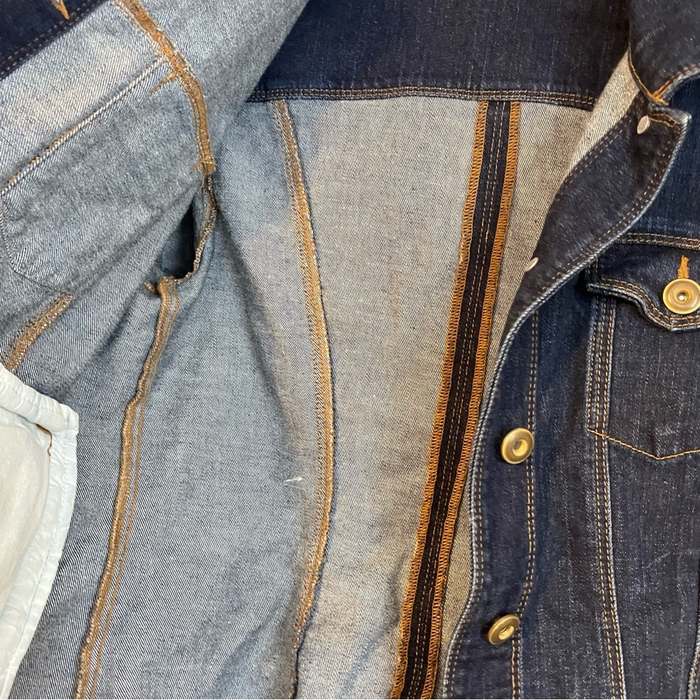 Jean jacket - Picture 6 of 8